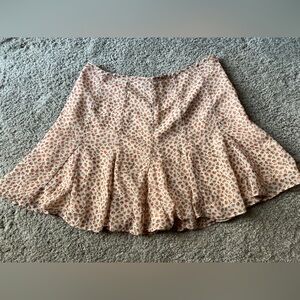 Vici Cream and Dusty Rose Floral Skort//Size Medium